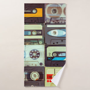 Verschiedene Vintage Audiokassetten Badehandtuch