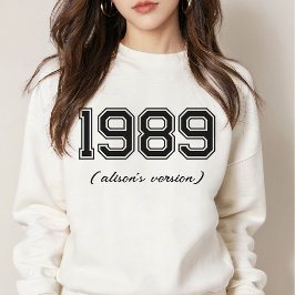 VERSIONEN 89 Personalisierte Jahresnamensbreite Sweatshirt