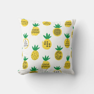 Verspielte Ananas: kinderfreundlich Vintag Kissen