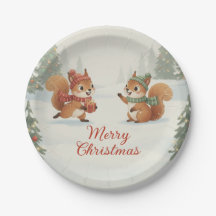 Verspielte Eichhörnchen im Weihnachts-Winterwald