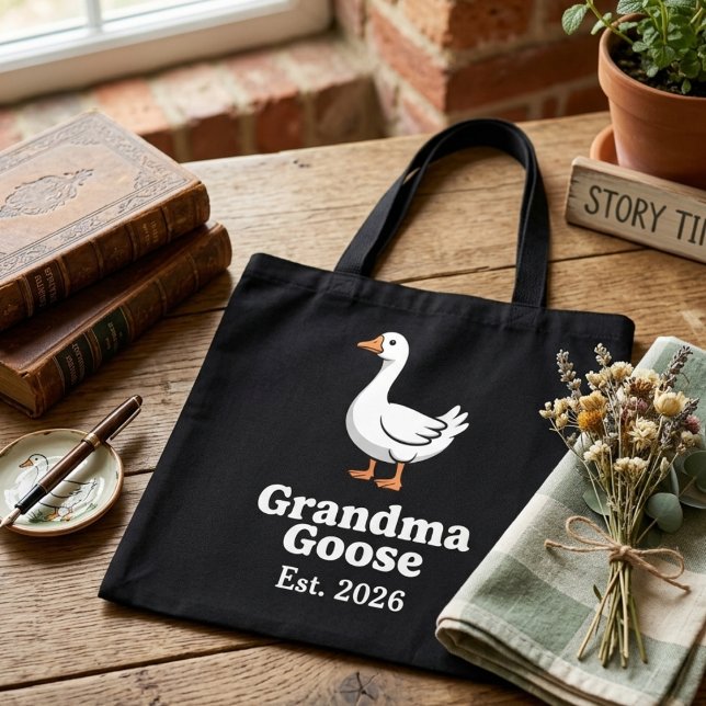 Verspielte Großmutter Gans Est Jahr Niedliche Gans (Von Creator hochgeladen)