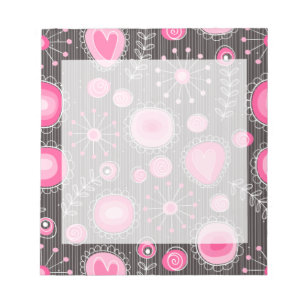 Verspielte rosa und blaue Herzen und Blumen floral Notizblock