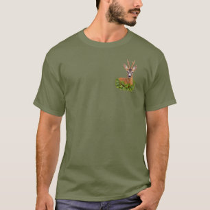Verspielter Rehbock mit Grün T-Shirt