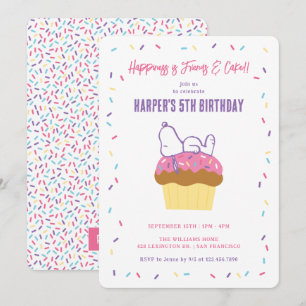 Verspielter Snoopy auf Cupcake und Konfetti-Geburt Einladung