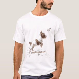 Verspielter Welpe jagt einen Schmetterling – Minim T-Shirt