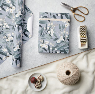 Verstaubtes Blau Weiß Florales Eukalyptus Geschenkpapier