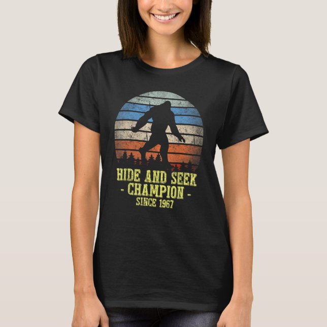 Verstecken Bigfoot Finden Big Foot Sasquatch Gesch T-Shirt (Vorderseite)