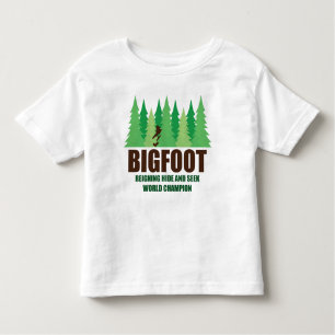 Verstecken-Weltmeister Bigfoots Sasquatch Kleinkind T-shirt