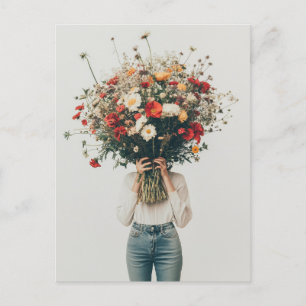 Versteckt hinter den Blüten Postkarte