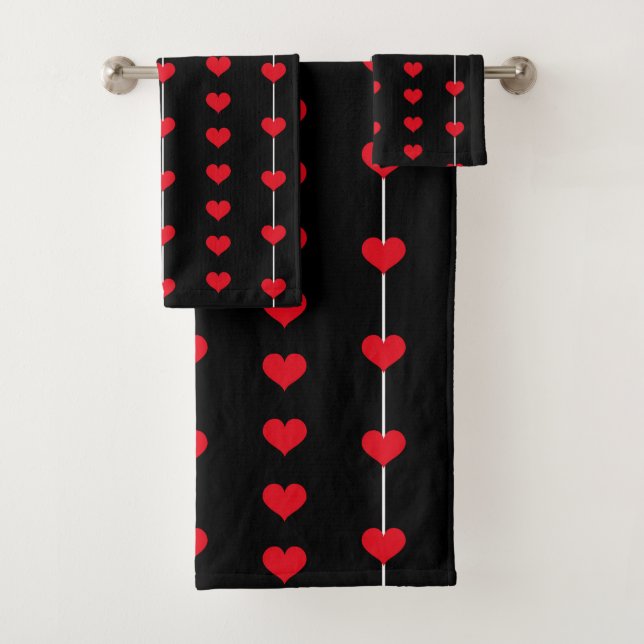 Vertical Red Heart Columns on Black Badhandtuch Set (Insitu)