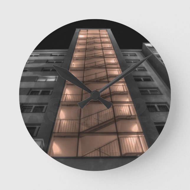 Vertikale Runde Wanduhr (Vorderseite)