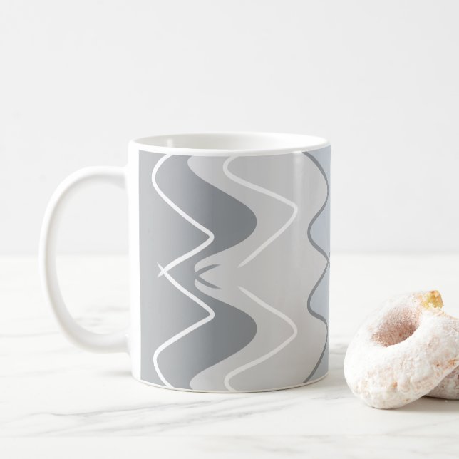 Vertikale Streifen, verschiedene Grautöne Kaffeetasse (Mit Donut)