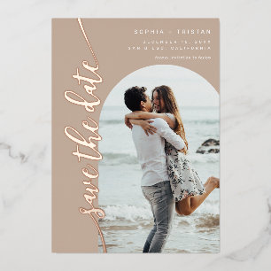 Vertikales Bogenfoto Taupe Save the Date Folieneinladung