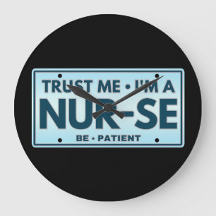 VERTRAU MICH ICH BIN EINE KRANKENSCHWESTER SEI GED GROßE WANDUHR