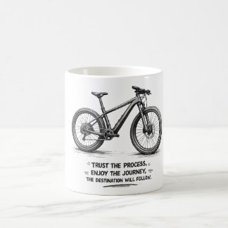 Vertraue dem Prozess Radfahren Skizze Fahrrad Moti Kaffeetasse