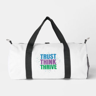 Vertraue, Denke, Gewinne – Motivationszitat-Design Duffle Bag