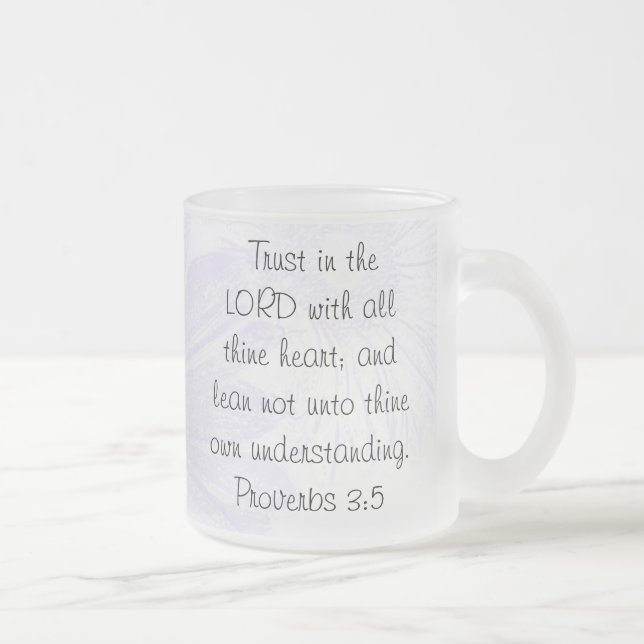 Vertrauen im LORD mattierte Tasse (Rechts)