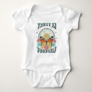 Vertrauen in dich selbst Sonne und Schmetterling Baby Strampler
