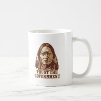 Vertrauen Sie der Regierung Tasse