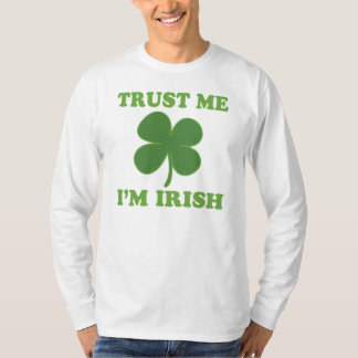 Vertrauen Sie mir Iren Im T-Shirt