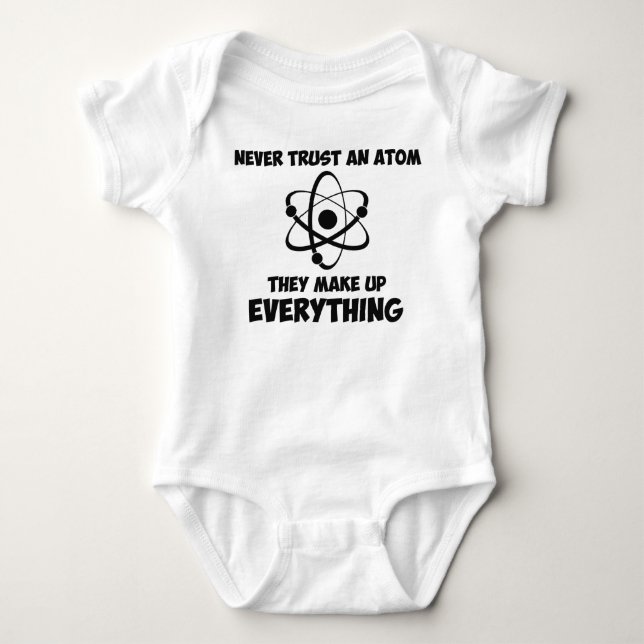 Vertrauen Sie nie einem Atom T-Shirt (Vorderseite)