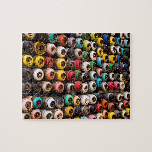 Verwendete Spray Paint Cans Puzzle (Horizontal)
