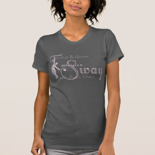 Verwickeln Sie und beeinflussen Sie verdrehtes T-Shirt