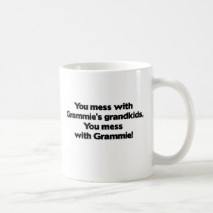 Verwirren Sie nicht mit Grammies Grandkids Kaffeetasse
