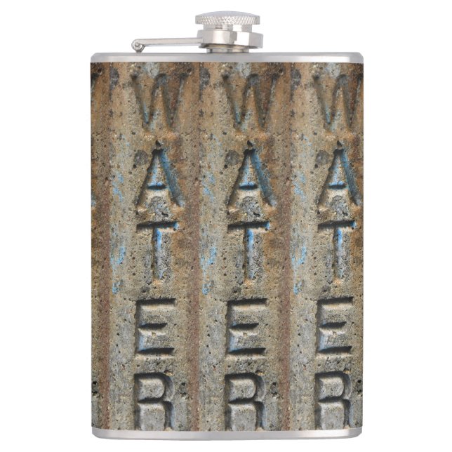 Verwittertes "Wasser"  Flachmann (Vorderseite)