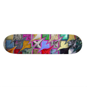 Verworfenes Muster-Art-buntes Skateboard