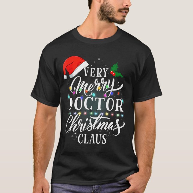 Very Merry Doctor Christmas Claus Pajamas  T-Shirt (Vorderseite)
