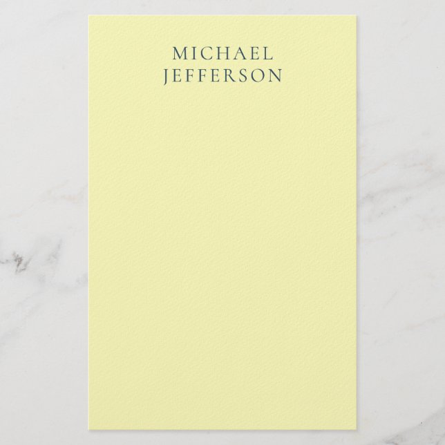 Very Pale Yellow Minimalist Plain Modern Name Briefpapier (Vorderseite)