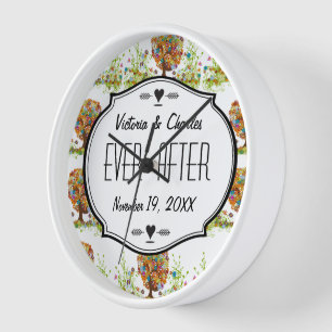 Verzauberte Hochzeit mit Seitenzweig im Wald Uhr