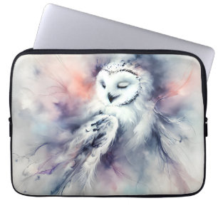 Verzauberte Schneeeule in Aquarell Laptopschutzhülle