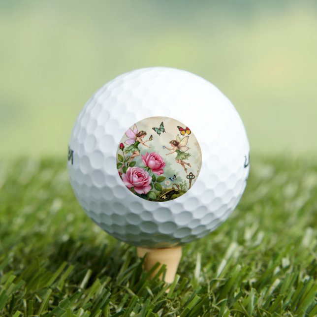 Verzauberter Blumenzauberfeengarten Golfball (Insitu T-Shirt)