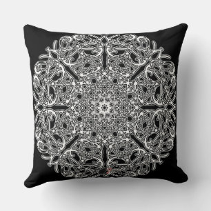 Verzaubre Octa Glyph Pillow Kissen