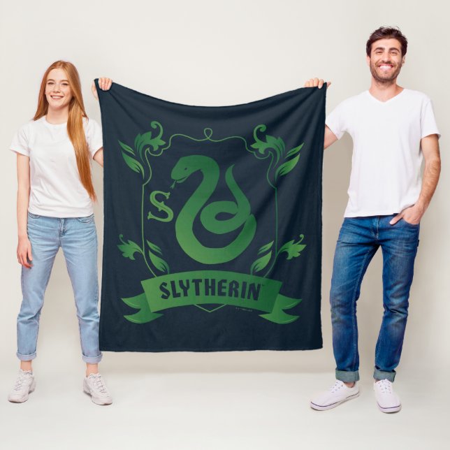 Verziert SLYTHERIN™-Wappen Fleecedecke (Beispiel)