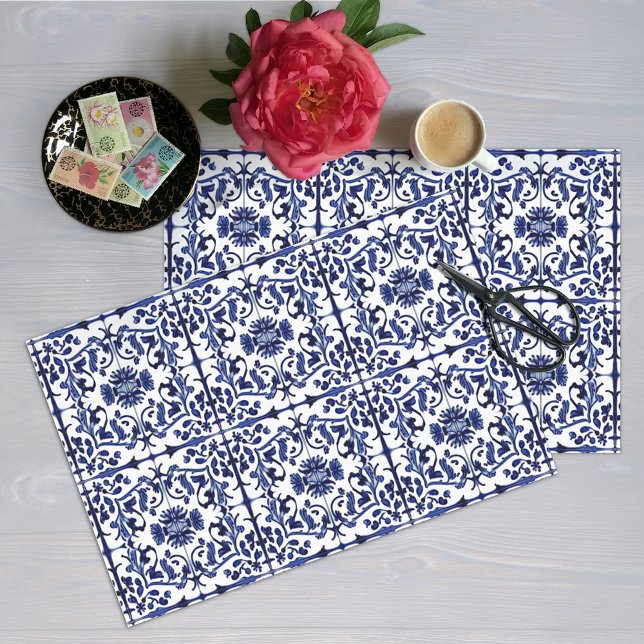 Verziert Tiles Blue on White Historic Traditional Seidenpapier (Von Creator hochgeladen)
