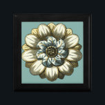 Verzierte Blumenmedaille über hellblauen Hintergru Erinnerungskiste<br><div class="desc">Ein hellblauer Hintergrund dient als Akzent für dieses verzierte,  blumengeschmückte Gemälde von Vision Studio. Ebenen von Blätter vervielfachen die Schönheit der Blume und verleihen ihr eine lebensähnliche Qualität. Kaufen Sie es heute und lass es Blüte in Ihrer Zuhause!</div>