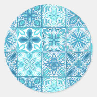 Verzierte Kacheln in Blau und Weiß