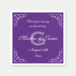 Verzierte lila-weiße Monogramm-Hochzeitsnapkins Serviette