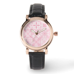 Verzierte rosa Fliesen Armbanduhr