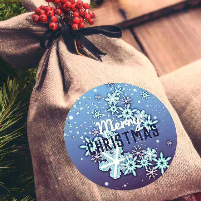 Verzierte Schneeflocken auf blau Runder Aufkleber (Von Creator hochgeladen)