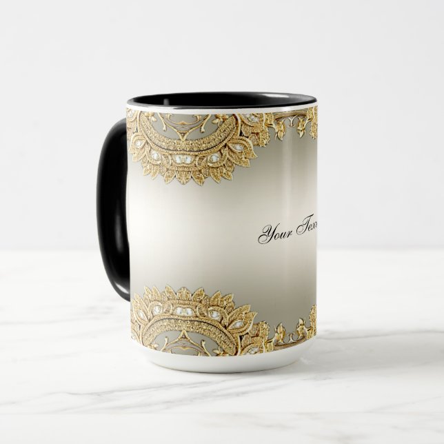 Verzierte Tasse (Vorderseite Links)