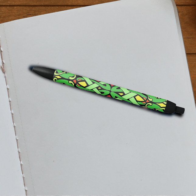 Verzierter irischer Keltenknochen Kugelschreiber (Abstract green, red black Celtic Irish knot design on writing pen.)