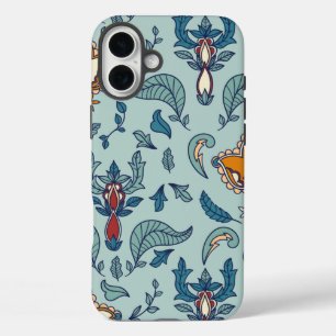 Verziertes Blumenmuster auf einem hellblauen Hinte iPhone 16 Plus Hülle