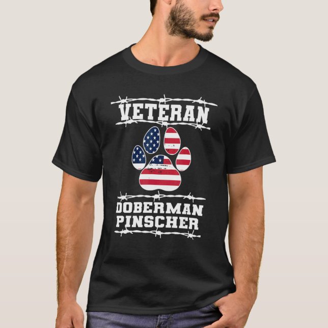 Veteran Doberman Pinscher Remüde Hunderuhestand T-Shirt (Vorderseite)
