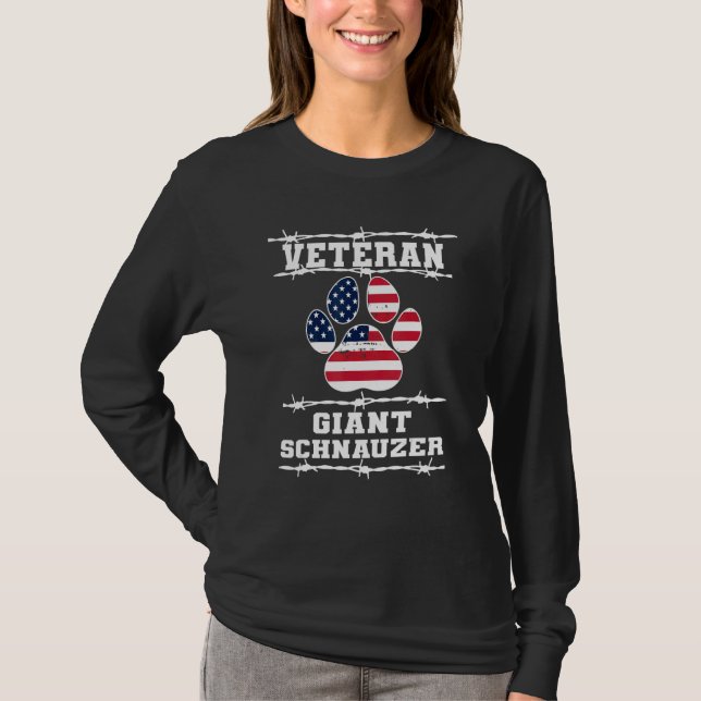 Veteran Giant Schnauzer Retired Dog  Retirement Pe T-Shirt (Vorderseite)