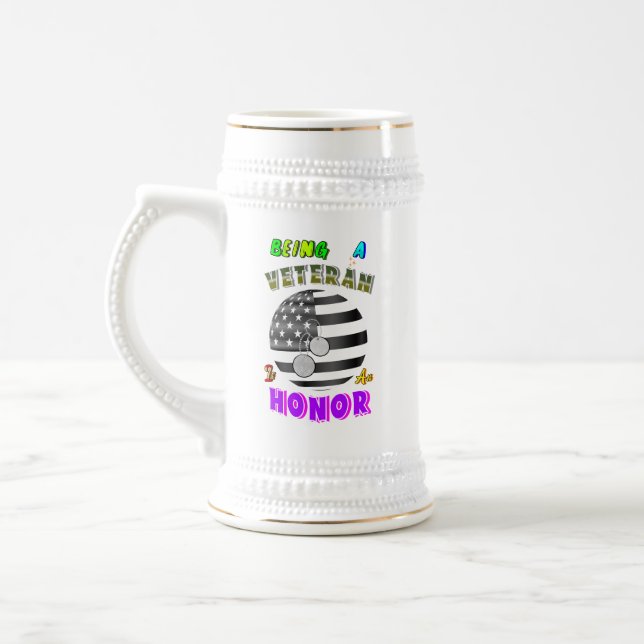 Veteran zu sein ist eine Ehre Bierglas (Links)