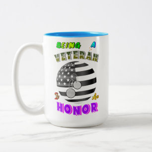 Veteran zu sein ist eine Ehre Zweifarbige Tasse